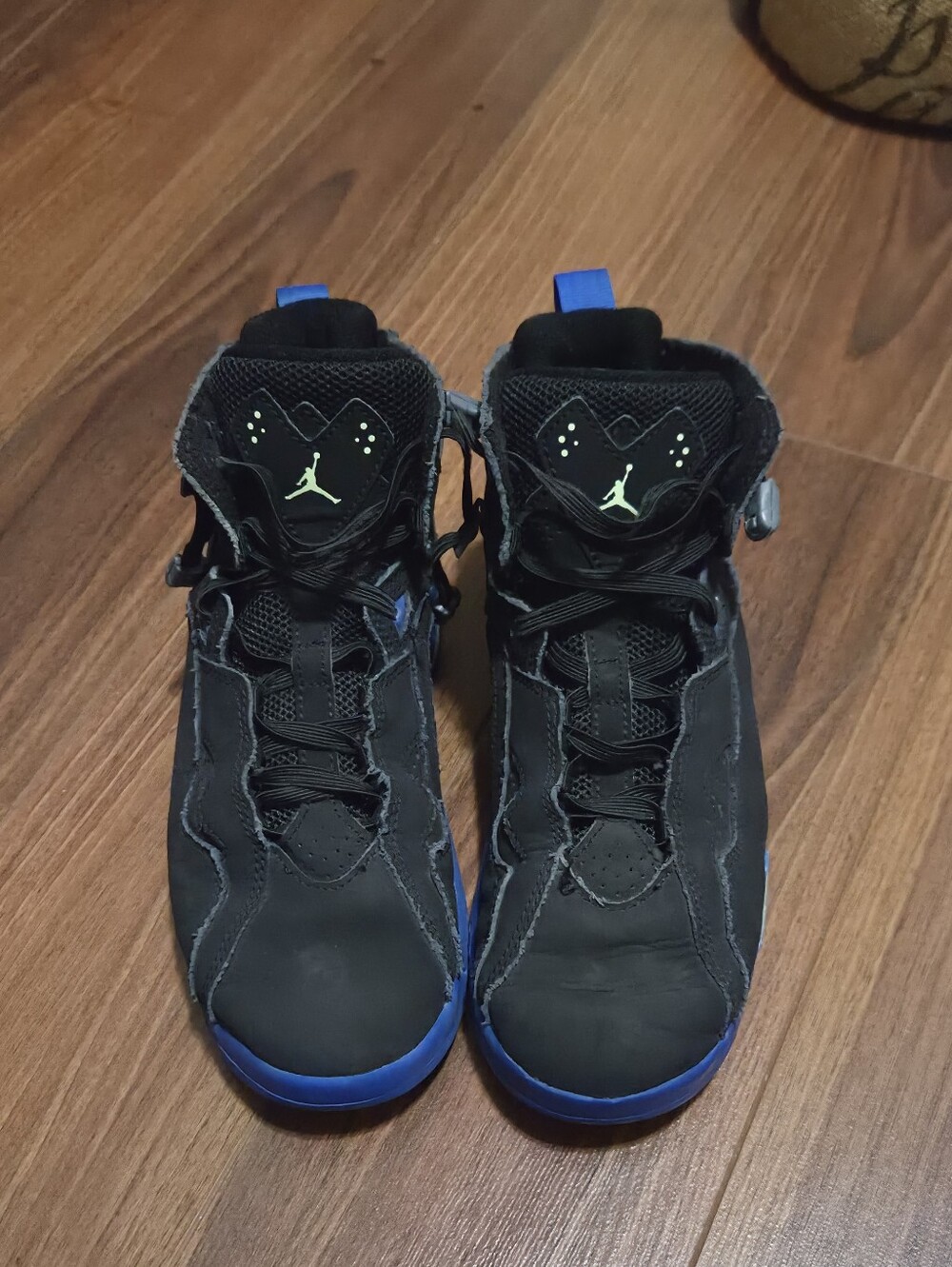 Air Jordan True Flight Gs Black Hyper Royal | US 3Y
